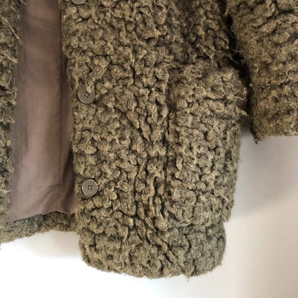ARITZIA Teddy Jacket - Picture 4 of 4